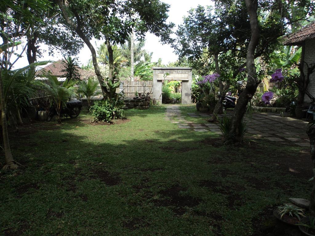 D'Tegale Homestay Cepaka Esterno foto
