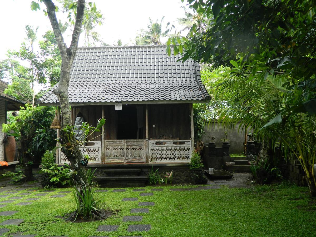 D'Tegale Homestay Cepaka Esterno foto