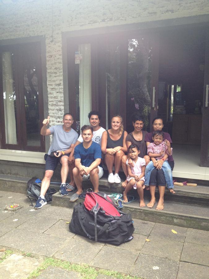 D'Tegale Homestay Cepaka Esterno foto