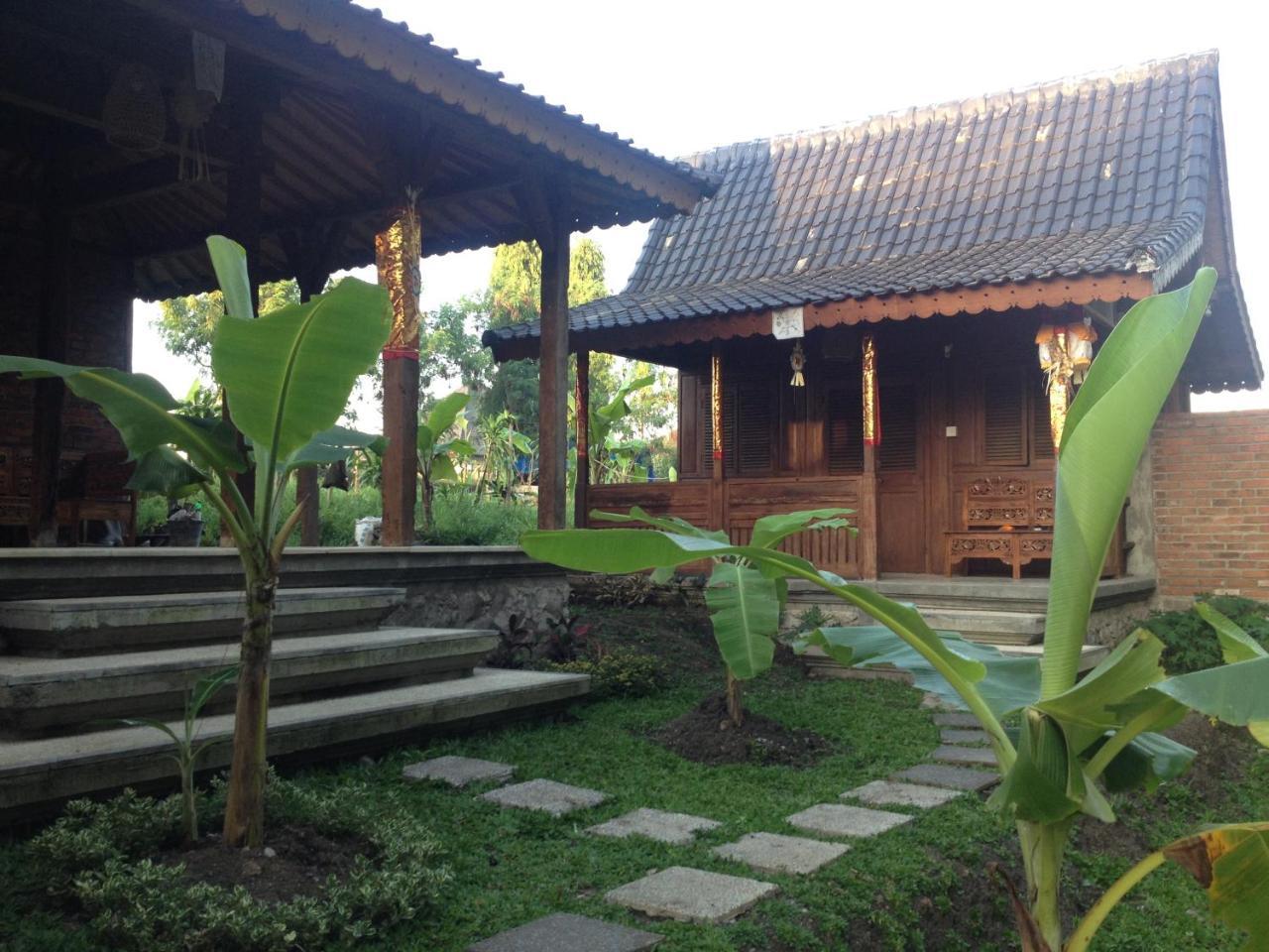 D'Tegale Homestay Cepaka Esterno foto