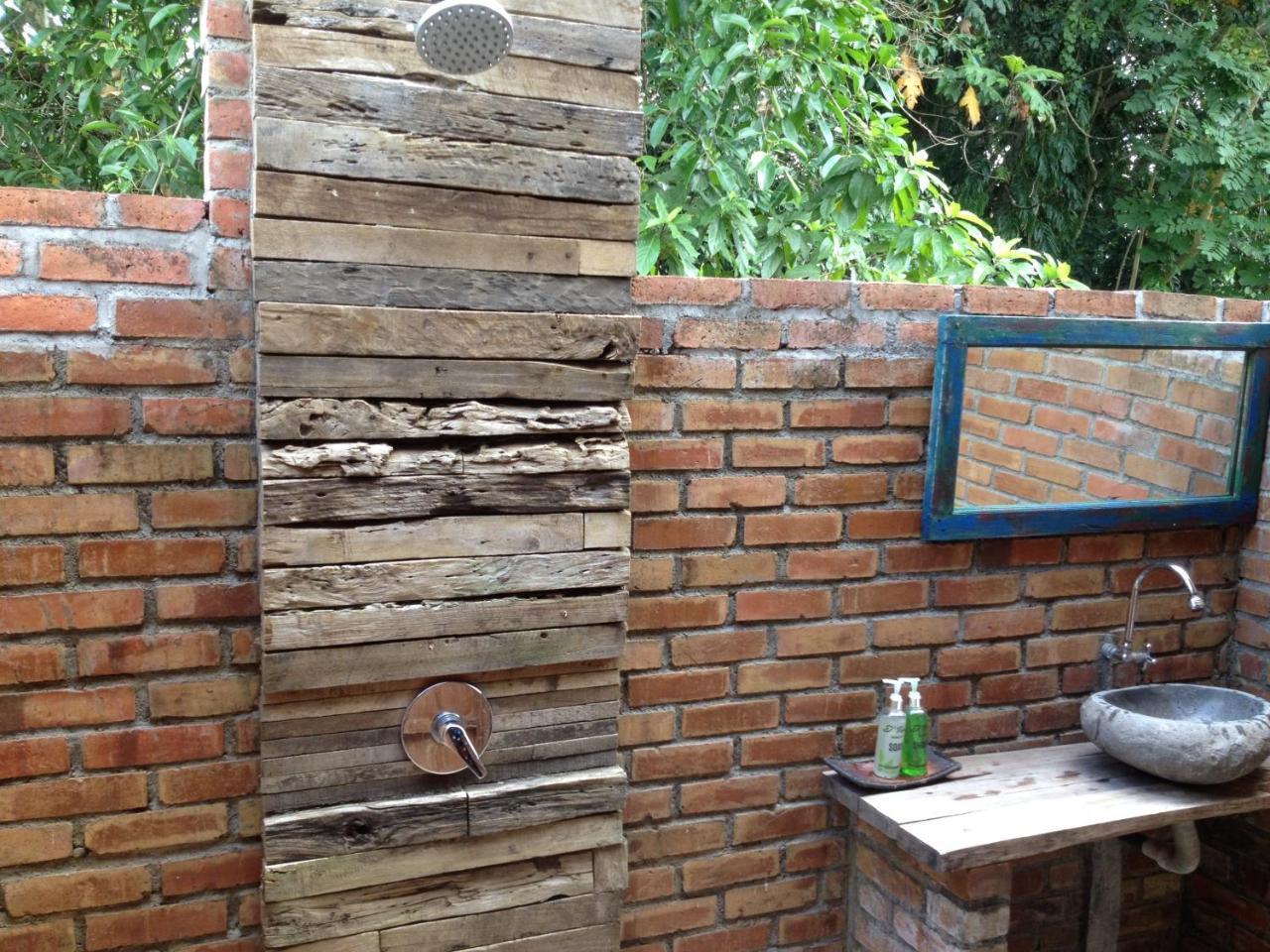 D'Tegale Homestay Cepaka Esterno foto